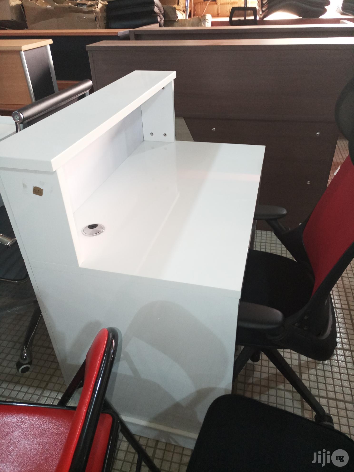 White Receptionist Table