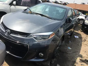 Toyota Corolla LE 4dr Sedan (1.8L 4cyl CVT) 2016 Gray
