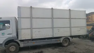 Trucks Available to Transport Your Goods With Ease