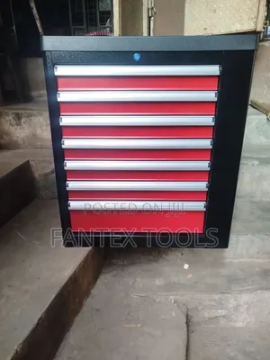 9 Drawer Heavy Duty Tool Box .