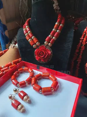 2 Layers Short Beaded Necklace