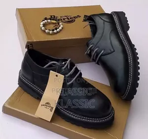 Dr Martens Classic Shoe