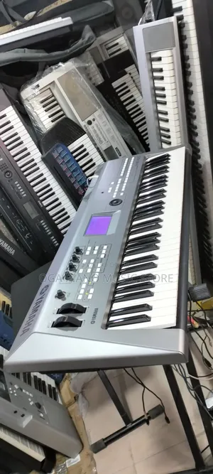 Yamaha Mm6 Digital Workstation Synthesizer Keyboard