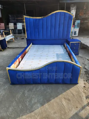 Advanced Upholstery Padded 4.5by6 Bed Set