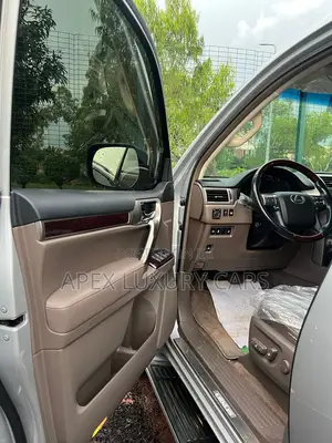 Lexus GX 2018 Silver