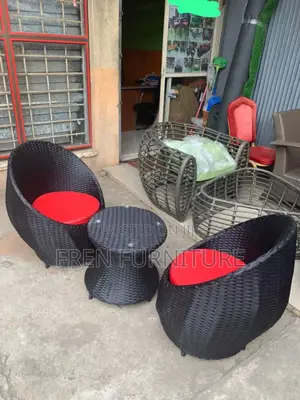 Imported Luxury Outdoor Activities Chars With Centre Table