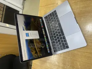 Laptop Apple MacBook Pro 2019 16GB Intel Core I5 SSD 256GB