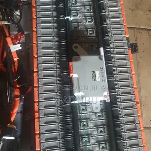 Bloomberg Battery Hybrid 2.7 Camry