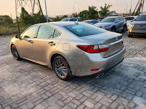 Lexus ES 350 FWD 2018 Gold