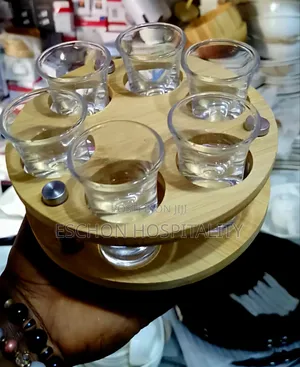 Round Bamboo Tequila Shots Rack Holder With Tequila Glasses