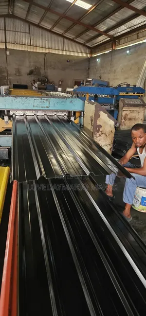 Metral Corrugation