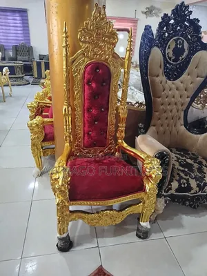 Royal Wooden Golden Kings and Queens Chair