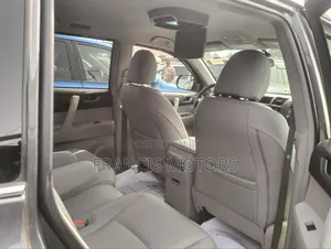 Toyota Highlander Limited 2012 Gray