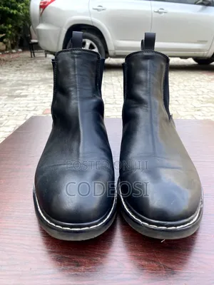 Black Chelsea Boots
