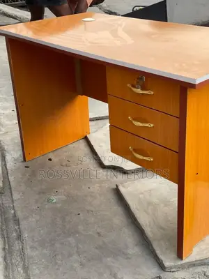Brown 4ft Office Table