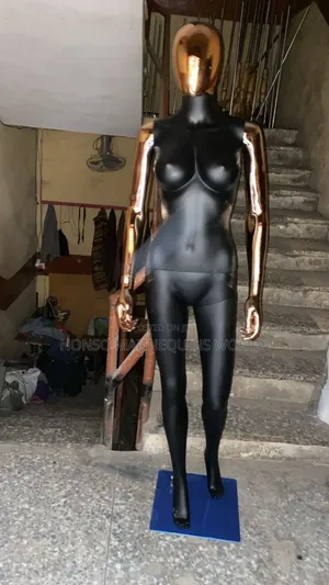 Matt Black And Rose Gold Female Mannequin Size 8