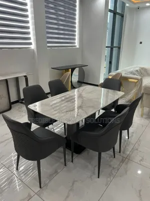 Classic Dining Table Set With 6 Chairs