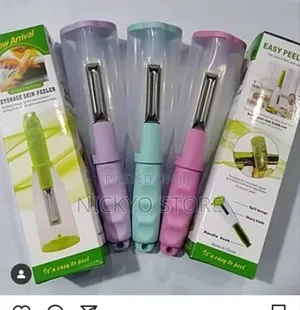 3 in 1 Manual Peeler With Container