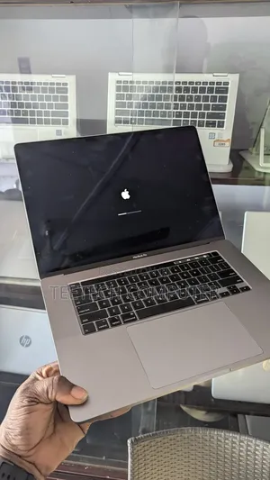 Laptop Apple MacBook Pro 2019 16GB Intel Core I7 SSD 512GB