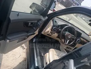 Mercedes-Benz GLK-Class 350 4MATIC 2014 Black