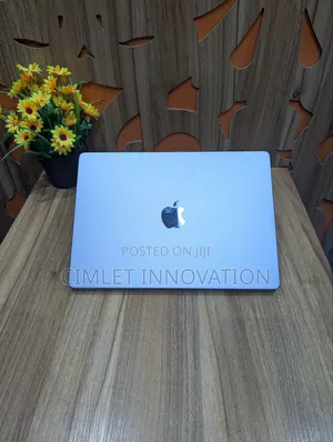 Laptop Apple MacBook Pro 2021 M1 16GB Apple M1 Pro SSD 512GB