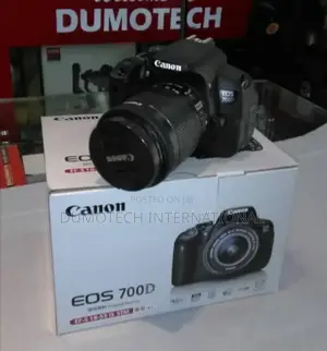 Canon EOS 700D With 18-55mm Lens (London Used)