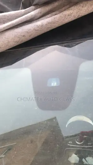 C300 2015 Windscreen Glass Available We Deliver and Install