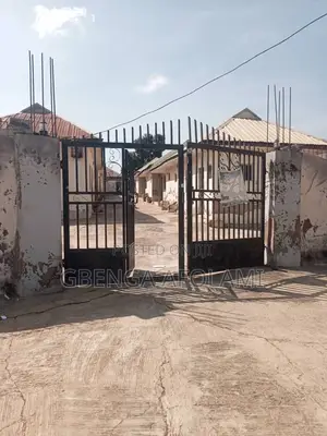 17 Room Hostel for Sale at Aserifa , Ife