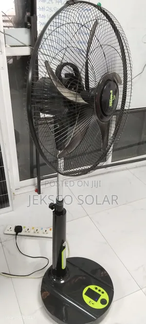 Iwin Solar DC/AC Rechargeable Standing Fan 18inches.