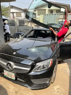 Mercedes C300 2015 Windscreen Glass Available We Deliver