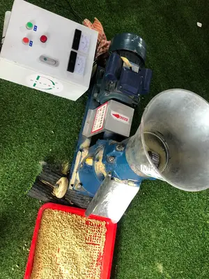 Petrol Engine Big Pelletizer Machine 150kg/Hr Production