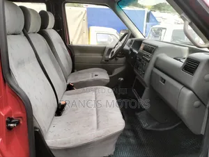 Volkswagen Transporter 2002 Red