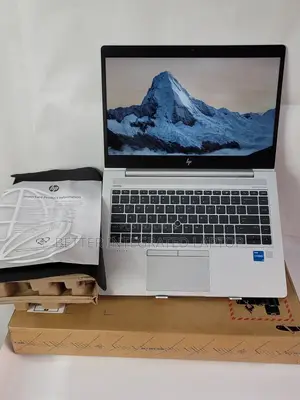 New Laptop HP EliteBook 820 16GB Intel Core i5 SSD 256GB