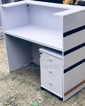 Classic Receptionist Front Desk