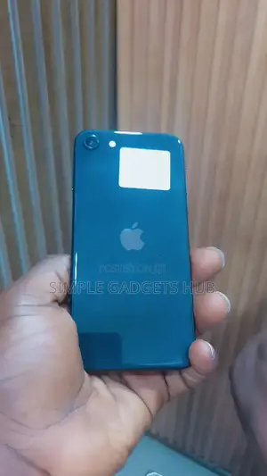 New Apple iPhone 8 64 GB Black