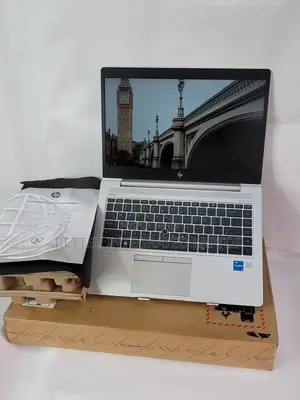 New Laptop HP EliteBook 820 12GB Intel Core i5 SSD 1T