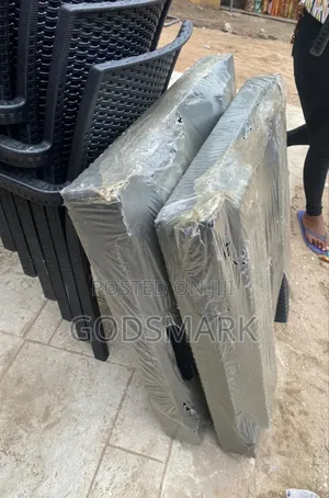 Table and 4 Chairs for Outdoor and Restaurants.