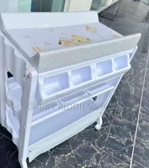 Standing Bath Set With Changing Station