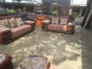 Complete 7 Settee of Half Caving Chair