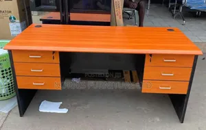 5 Feet Office Table