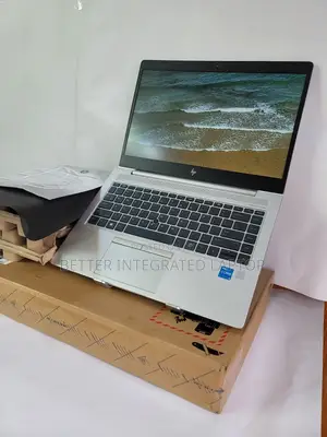 New Laptop HP EliteBook 840 8GB Intel Core i5 SSD 256GB