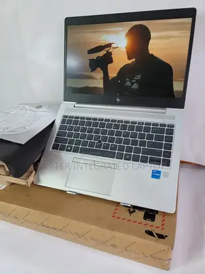 New Laptop HP EliteBook 840 12GB Intel Core i5 SSD 512GB