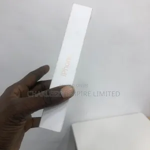 New Apple iPhone 16 128 GB White