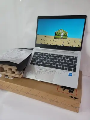 New Laptop HP EliteBook 830 16GB Intel Core i5 SSD 1T
