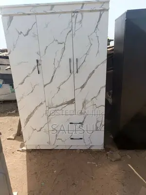 Wardrob Tree Door