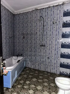 6 Rooms Hotel With Bar, Hall for Lease in Elikpokpodu