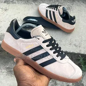 Original Adidas Gazelle Tan Sneakers