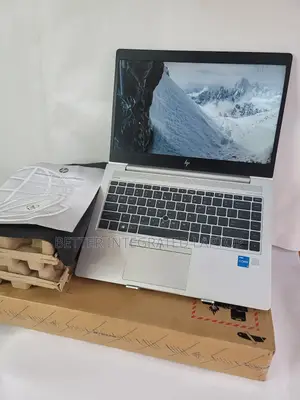 New Laptop HP EliteBook 840 G5 12GB Intel Core i5 SSD 256GB