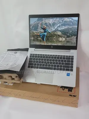 New Laptop HP EliteBook 840 G5 16GB Intel Core i5 SSD 1T