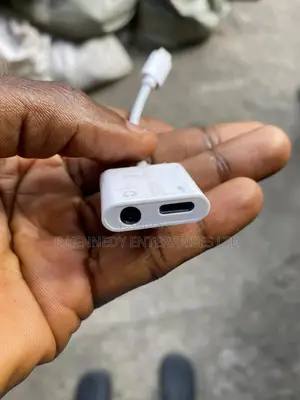 iPhone 3.5mm Jack Audio Extension Cable Aux Cord Charge Port
